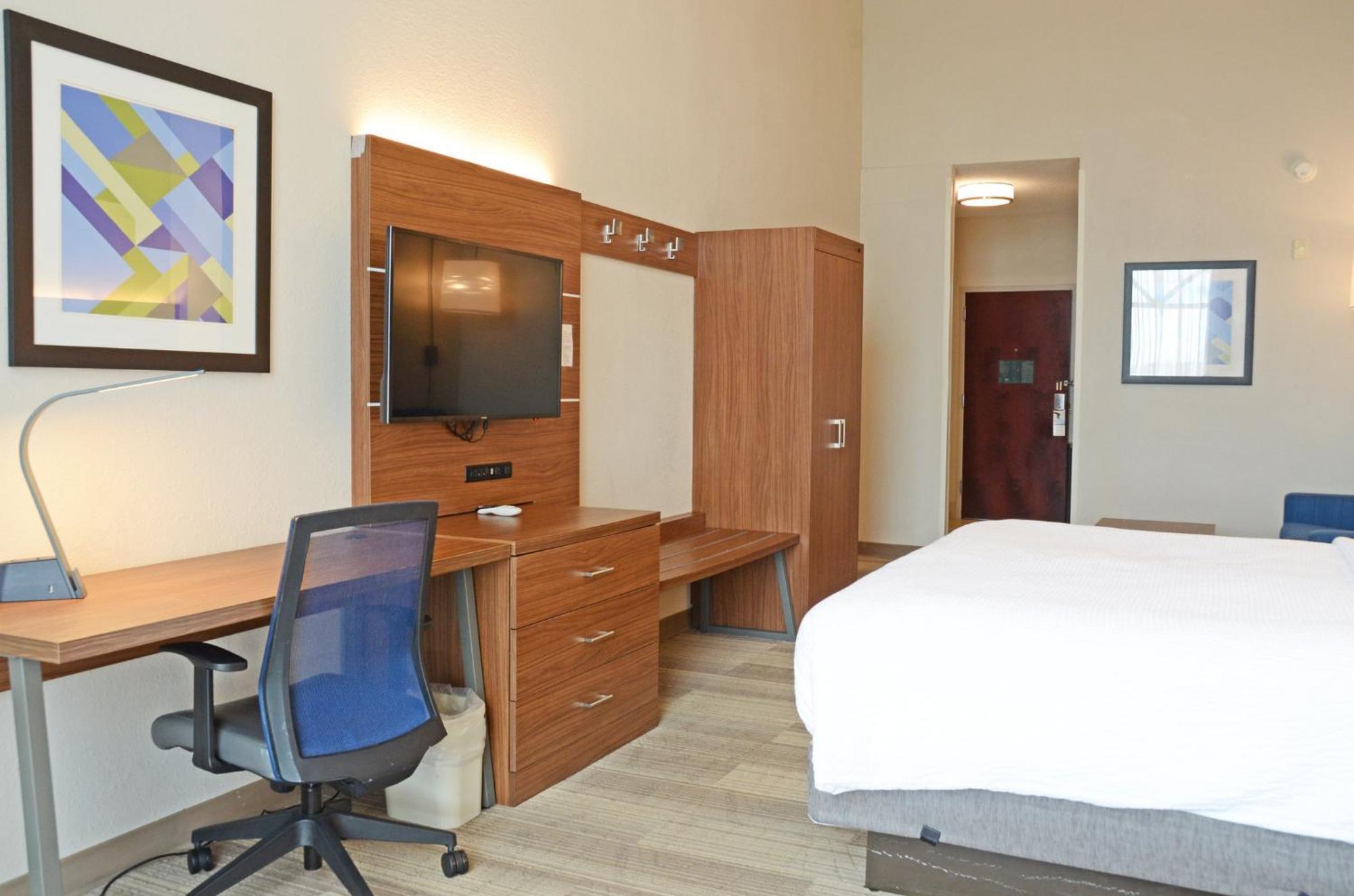 Holiday Inn Express Hotel & Suites Millington-Memphis Area By Ihg Екстериор снимка
